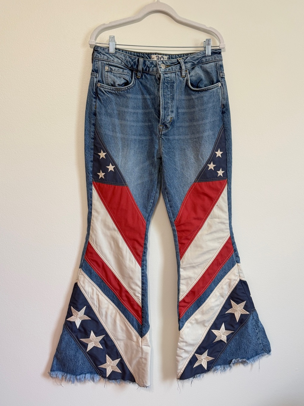 Free People Betsy USA Flare Jeans Flag RARE We the Free Size 30 Women’s NEW NWOT - Picture 3 of 12